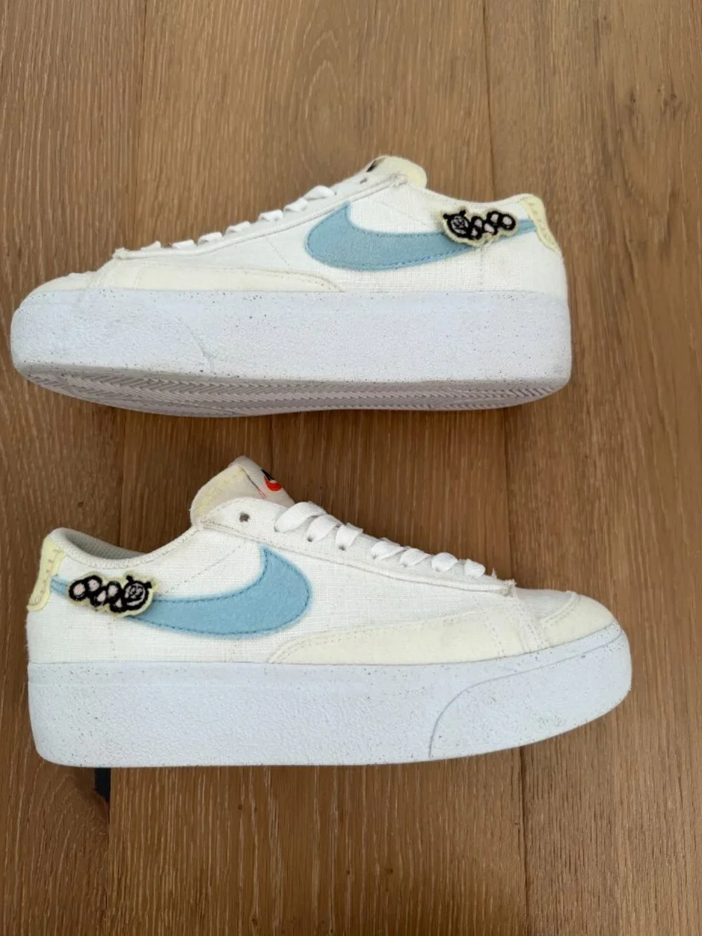 Nike Shoes Womens 5.5 Sneakers White Blazer Lo Platform DJ6376-100 Air Sprung